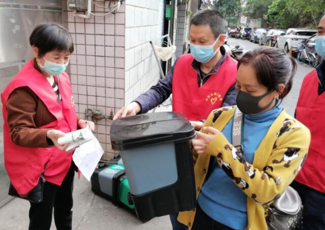 发放花季传媒APP下载入口分类设备，同创美丽和谐社区建设